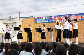 富士松中学校吹奏楽部によるステージ